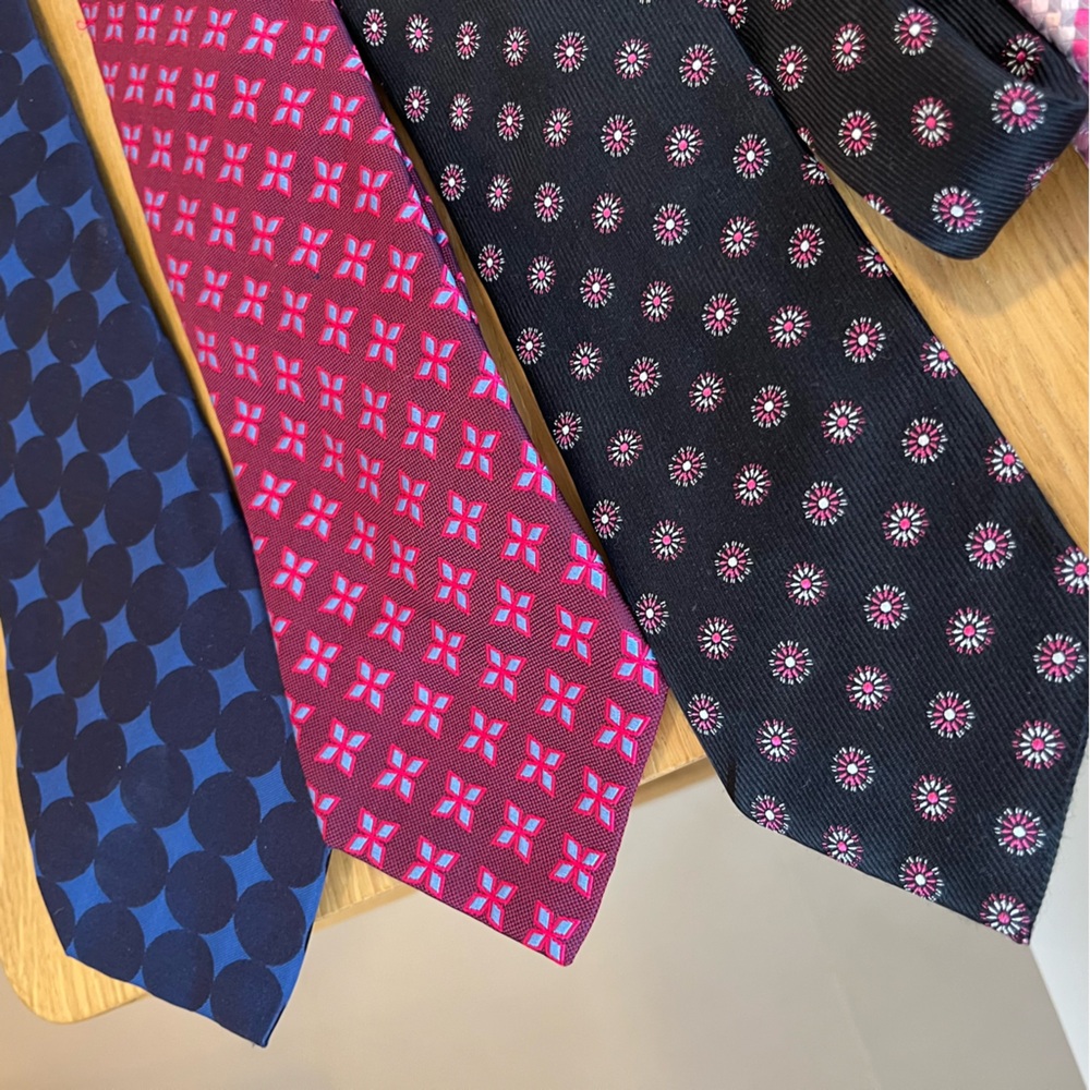 Thomas Pink Ties - Picture 4 of 9